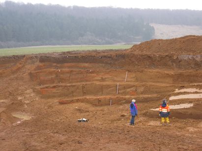Le site de Saint-Illiers-la-Ville présente des niveaux géologiques et archéol